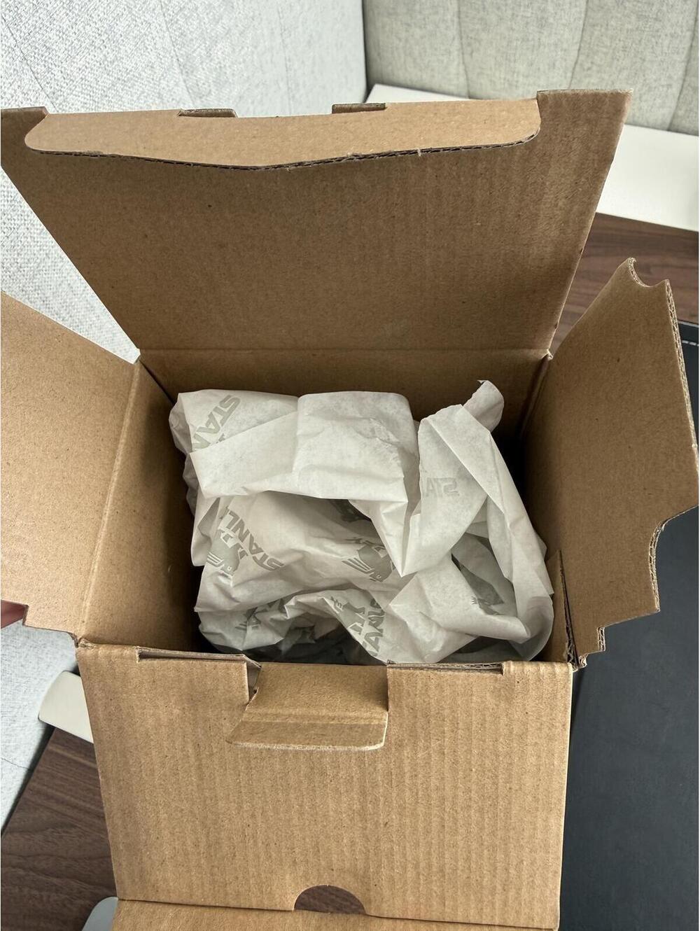 STANLEY Adventure Quencher H2.0 30oz Empty Box + Tissue Wrap - Picture 6 of 9